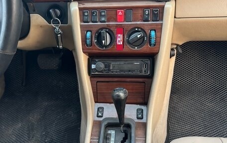 Mercedes-Benz E-Класс, 1994 год, 350 000 рублей, 6 фотография