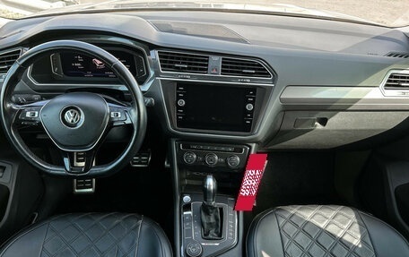 Volkswagen Tiguan II, 2019 год, 2 410 000 рублей, 12 фотография