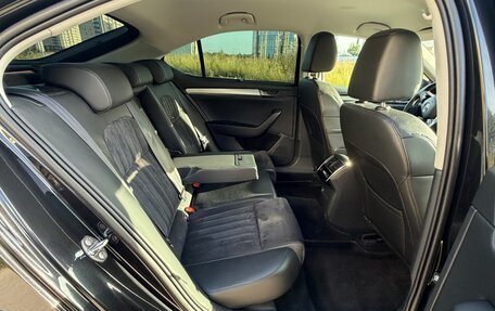 Skoda Superb III рестайлинг, 2017 год, 2 050 000 рублей, 11 фотография