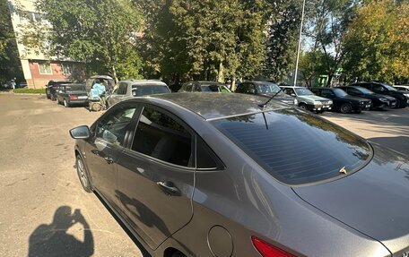 Hyundai Solaris II рестайлинг, 2015 год, 950 000 рублей, 5 фотография