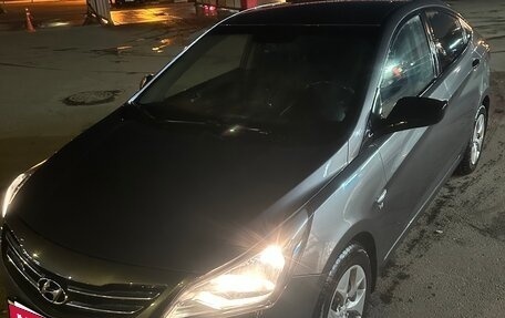 Hyundai Solaris II рестайлинг, 2015 год, 950 000 рублей, 10 фотография