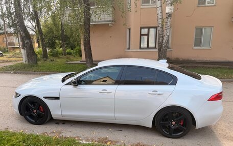 Jaguar XE I рестайлинг, 2016 год, 1 450 000 рублей, 3 фотография