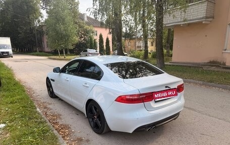 Jaguar XE I рестайлинг, 2016 год, 1 450 000 рублей, 4 фотография