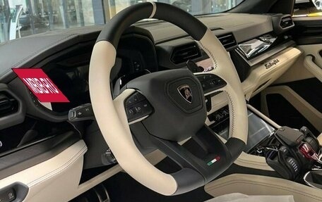Lamborghini Urus I, 2026 год, 44 000 000 рублей, 4 фотография