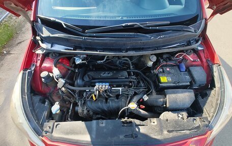 Hyundai Solaris II рестайлинг, 2011 год, 450 000 рублей, 20 фотография