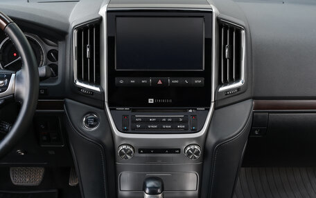Toyota Land Cruiser 200, 2020 год, 8 998 000 рублей, 14 фотография