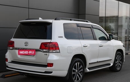 Toyota Land Cruiser 200, 2020 год, 8 998 000 рублей, 5 фотография