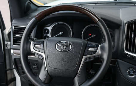 Toyota Land Cruiser 200, 2020 год, 8 998 000 рублей, 16 фотография