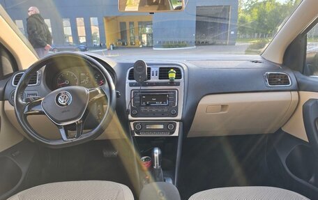 Volkswagen Polo VI (EU Market), 2016 год, 1 150 000 рублей, 10 фотография