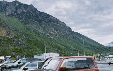 Mitsubishi Pajero iO, 2004 год, 1 000 000 рублей, 3 фотография