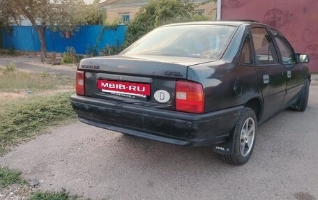Opel Vectra A, 1991 год, 170 000 рублей, 3 фотография