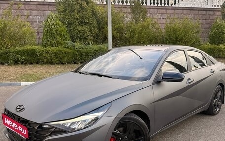 Hyundai Elantra, 2023 год, 2 000 000 рублей, 2 фотография