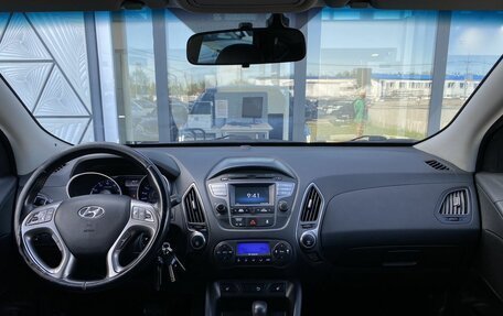 Hyundai ix35 I рестайлинг, 2014 год, 949 000 рублей, 11 фотография