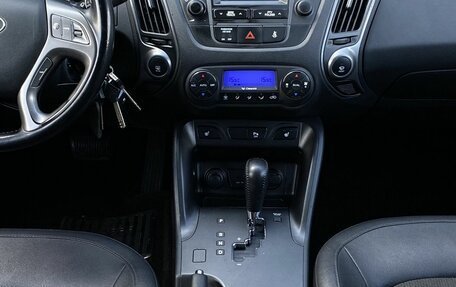 Hyundai ix35 I рестайлинг, 2014 год, 949 000 рублей, 13 фотография