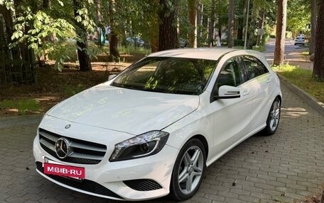Mercedes-Benz A-Класс, 2014 год, 1 450 000 рублей, 7 фотография