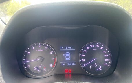 Hyundai Solaris II рестайлинг, 2018 год, 690 000 рублей, 4 фотография