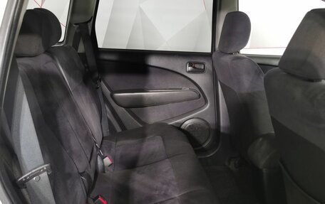 Mitsubishi Outlander III рестайлинг 3, 2004 год, 395 000 рублей, 13 фотография