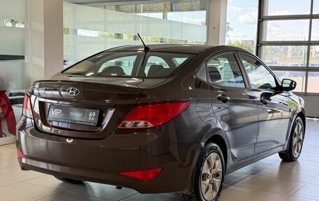 Hyundai Solaris II рестайлинг, 2016 год, 777 000 рублей, 5 фотография