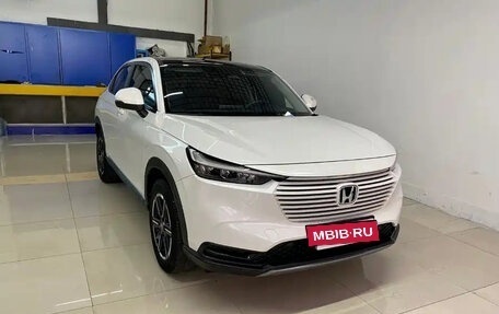 Honda Vezel, 2023 год, 1 330 000 рублей, 3 фотография