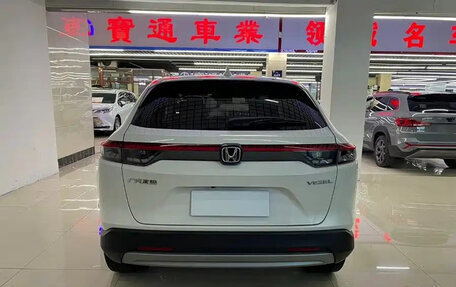 Honda Vezel, 2023 год, 1 330 000 рублей, 6 фотография