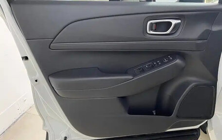 Honda Vezel, 2023 год, 1 330 000 рублей, 13 фотография