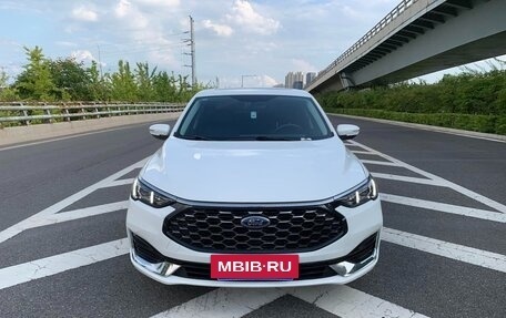 Ford Escort, 2022 год, 890 000 рублей, 2 фотография