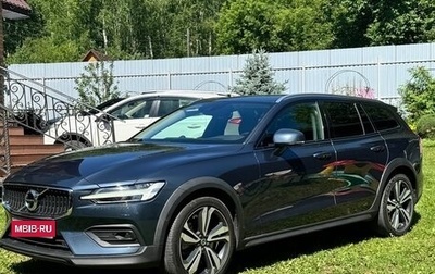 Volvo V60 Cross Country II, 2021 год, 3 990 000 рублей, 1 фотография