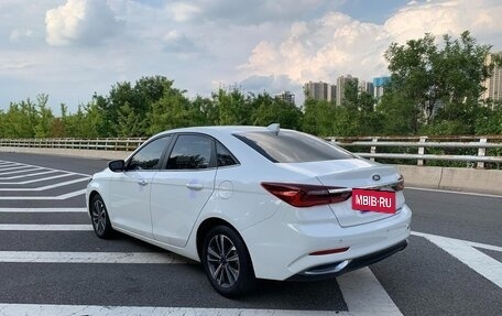 Ford Escort, 2022 год, 890 000 рублей, 5 фотография