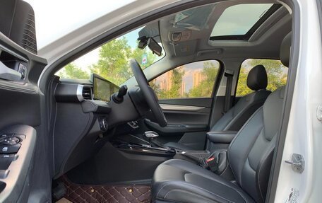Ford Escort, 2022 год, 890 000 рублей, 8 фотография