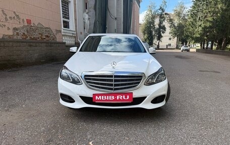 Mercedes-Benz E-Класс, 2014 год, 2 200 000 рублей, 4 фотография