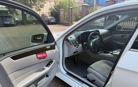 Mercedes-Benz E-Класс, 2014 год, 2 200 000 рублей, 10 фотография