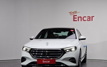 Mercedes-Benz E-Класс, 2025 год, 8 700 678 рублей, 2 фотография
