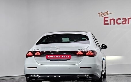 Mercedes-Benz E-Класс, 2025 год, 8 700 678 рублей, 4 фотография