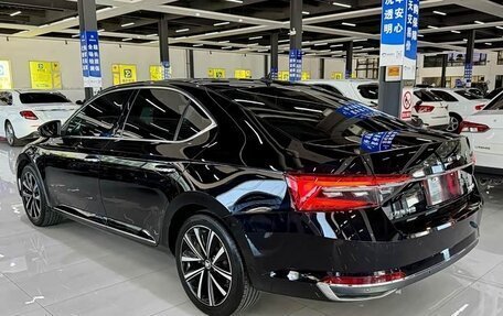 Skoda Superb III рестайлинг, 2023 год, 1 945 000 рублей, 6 фотография