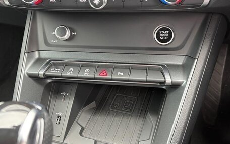 Audi Q3, 2022 год, 2 014 018 рублей, 26 фотография