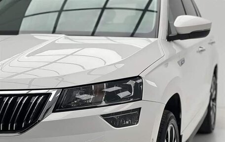Skoda Karoq I, 2022 год, 1 745 000 рублей, 8 фотография