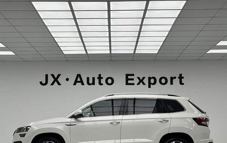 Skoda Karoq I, 2022 год, 1 745 000 рублей, 7 фотография