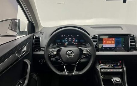 Skoda Karoq I, 2022 год, 1 745 000 рублей, 13 фотография
