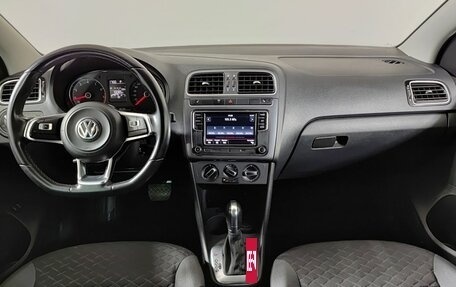 Volkswagen Polo VI (EU Market), 2018 год, 1 310 000 рублей, 17 фотография