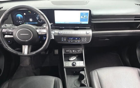 Hyundai Kona, 2023 год, 2 393 000 рублей, 7 фотография