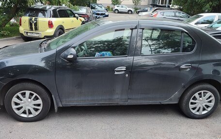 Renault Logan II, 2015 год, 750 000 рублей, 3 фотография
