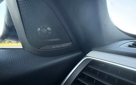 BMW 3 серия, 2017 год, 2 900 000 рублей, 13 фотография