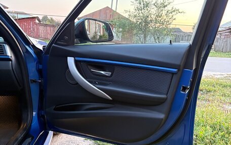 BMW 3 серия, 2017 год, 2 900 000 рублей, 16 фотография