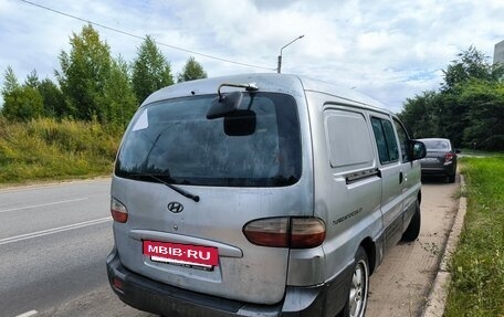Hyundai Starex I рестайлинг, 2004 год, 365 000 рублей, 3 фотография