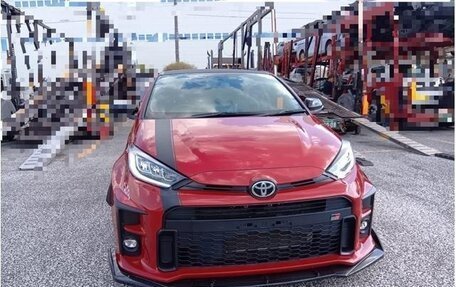 Toyota Yaris, 2021 год, 1 500 000 рублей, 2 фотография