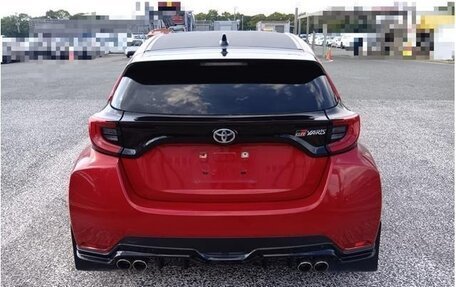 Toyota Yaris, 2021 год, 1 500 000 рублей, 7 фотография