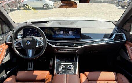 BMW X7, 2025 год, 13 000 000 рублей, 9 фотография