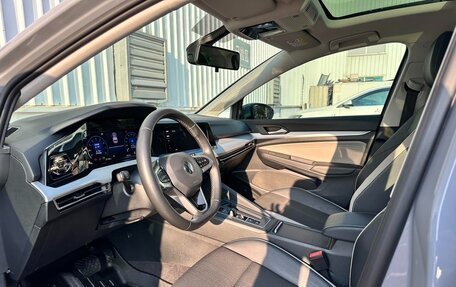 Volkswagen Golf VIII, 2021 год, 1 700 000 рублей, 7 фотография