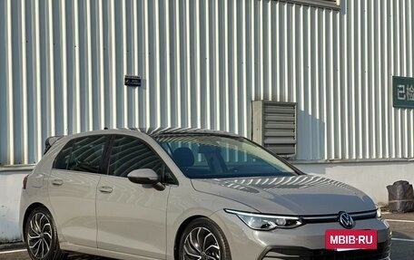 Volkswagen Golf VIII, 2021 год, 1 700 000 рублей, 3 фотография