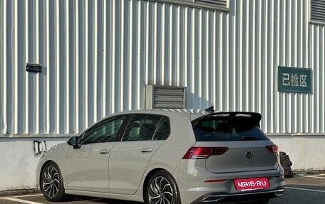 Volkswagen Golf VIII, 2021 год, 1 700 000 рублей, 6 фотография
